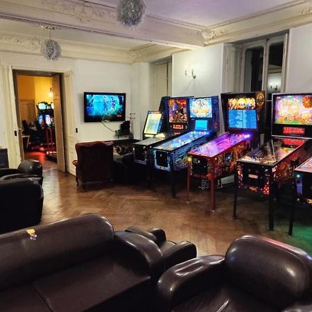 Bed and Breakfast Chateau De Seurre - No Boring People Please - O6-Io-66-95-83 Екстер'єр фото